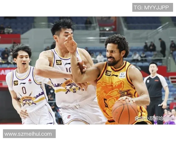 江苏肯帝亚队连续三场惜败，球迷纷纷呼吁球队加强防守