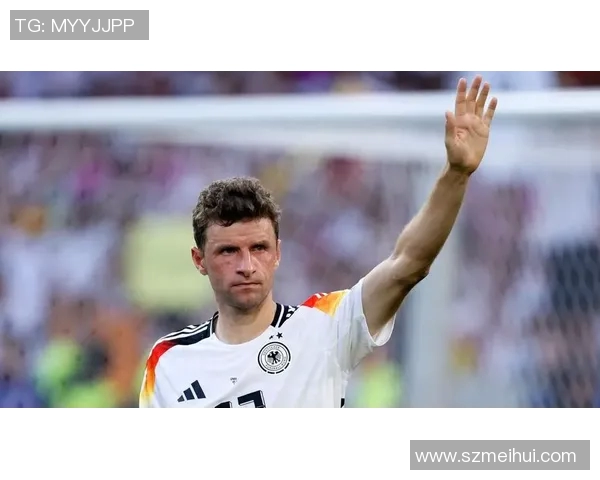 欧洲杯：拜仁双星接力，格策传球、穆勒进球