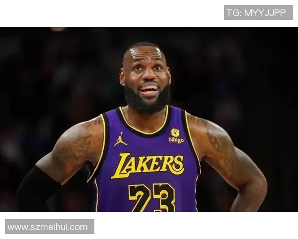 詹姆斯拿下关键三分，领导湖人逆转击败勇士，取得赛季首胜